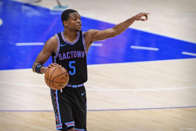 尤其是在财 尤其是在财