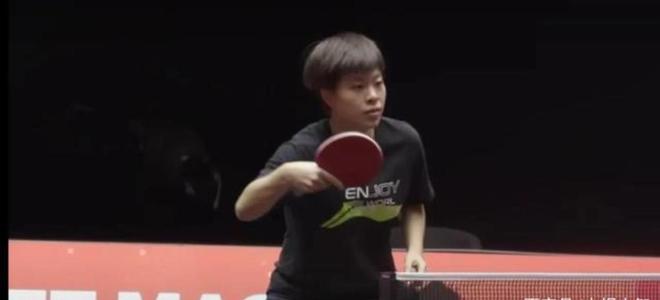 她的教练曾 她的教练曾