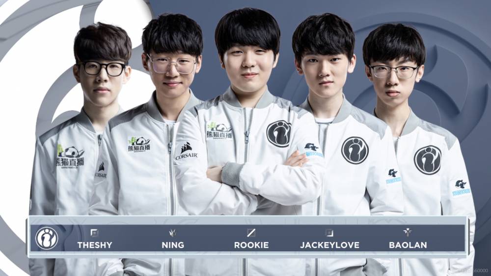 的蜕变是她 的蜕变是她