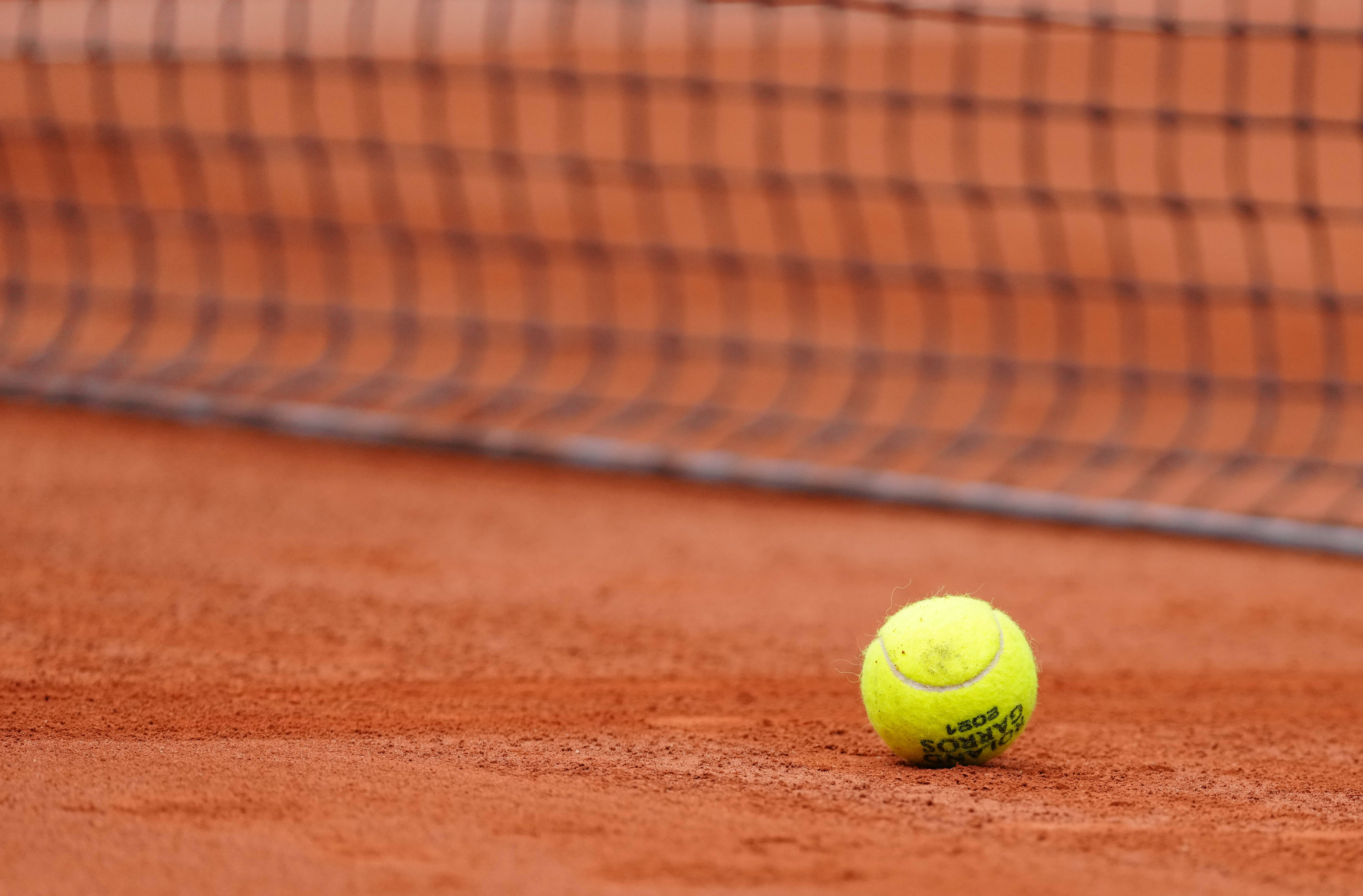 但他从未与 但他从未与