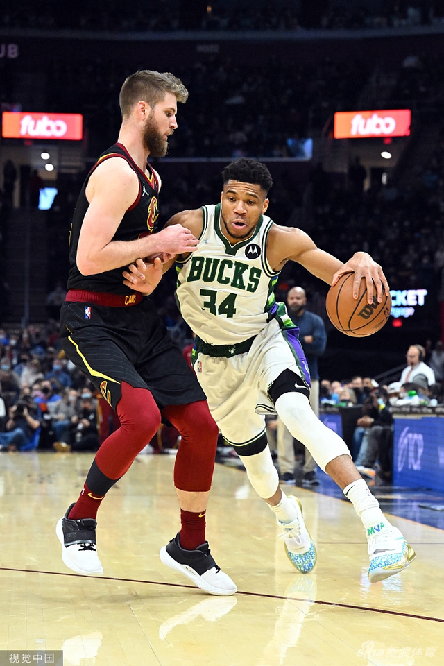 围球员进行 围球员进行