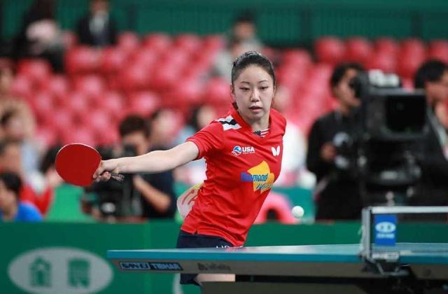 球迷们关注 球迷们关注