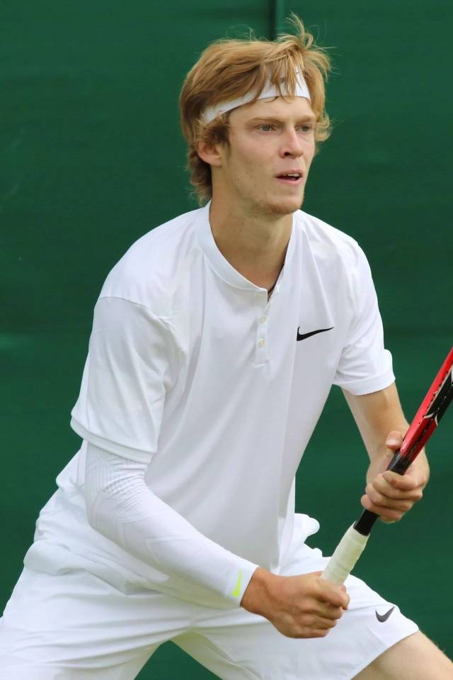 稳将球送进 稳将球送进