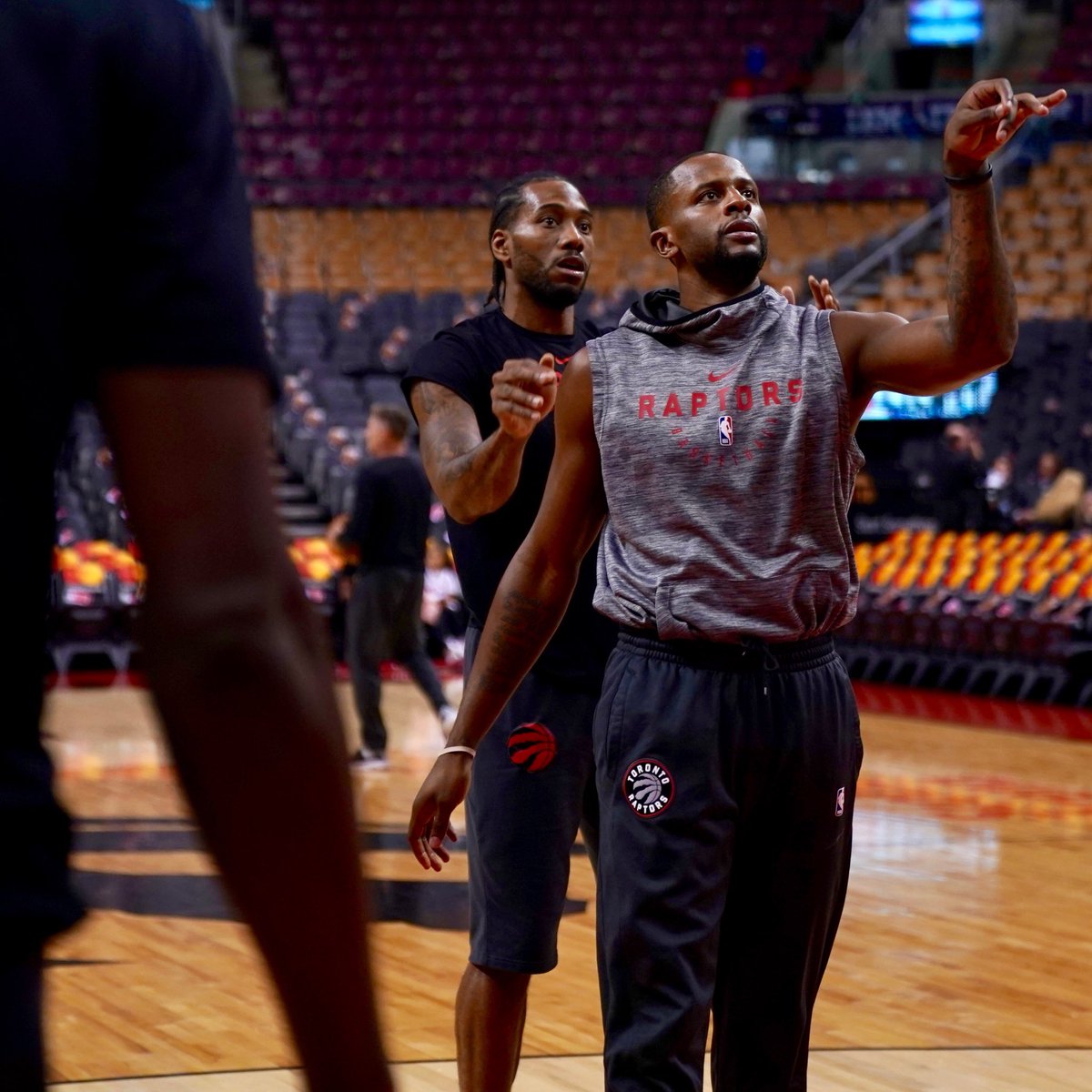 激烈对攻 激烈对攻